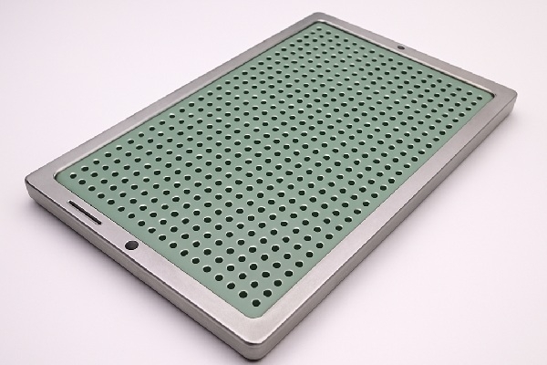 Holding Plates – Essential Tools for Fine Electronic Component Manufacturing